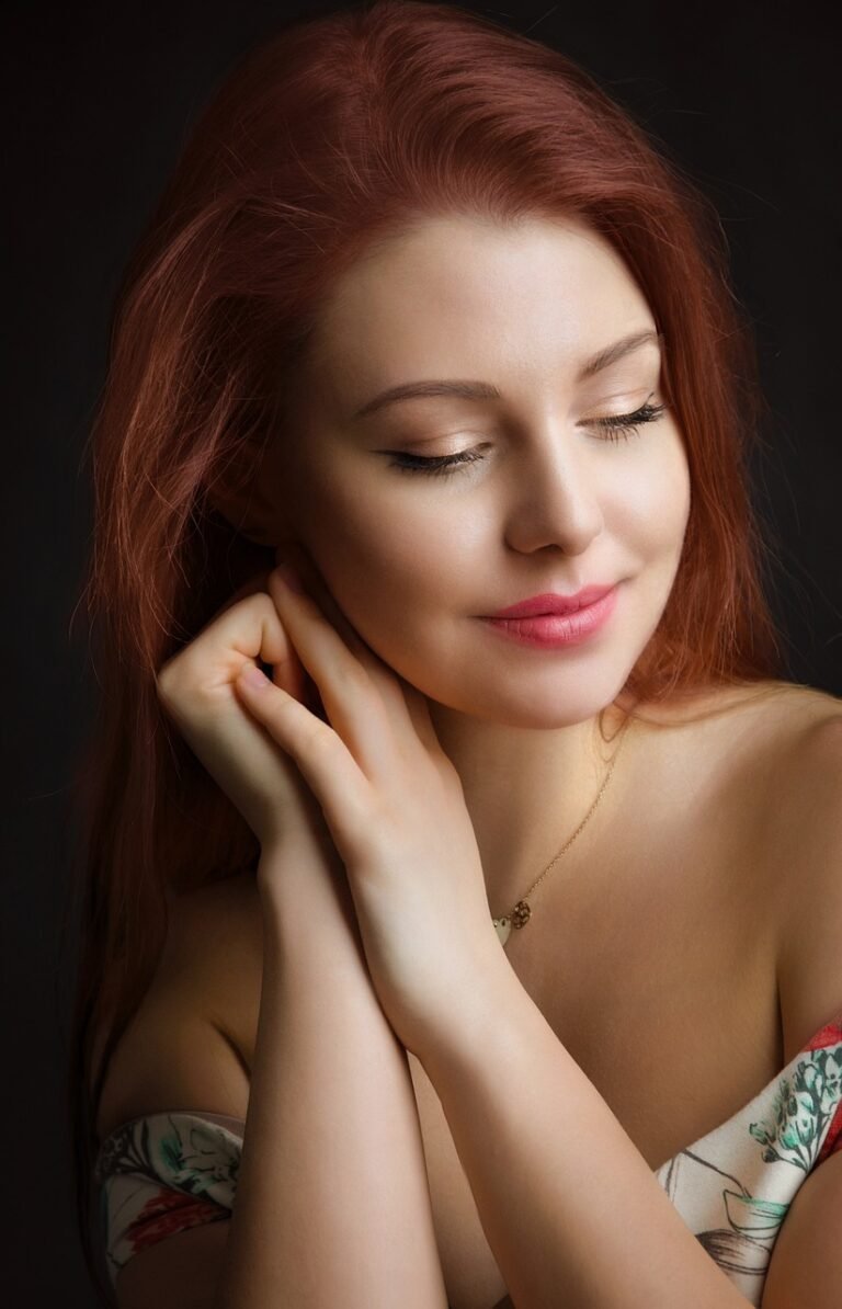 girl, woman, beauty-4969690.jpg